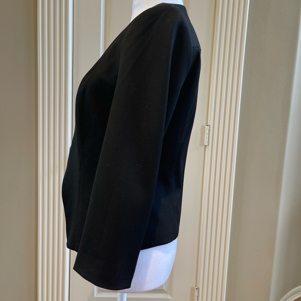 NWT Express Black Tailored Blazer with Open-Front Design Sz 6 - Picture 4 of 11